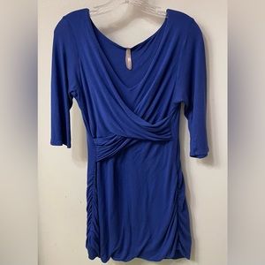 Soft, stretchy, fitted mini dress Size Medium